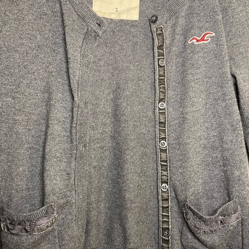 Hollister Grey Crop Cardigan - Picture 4 of 7